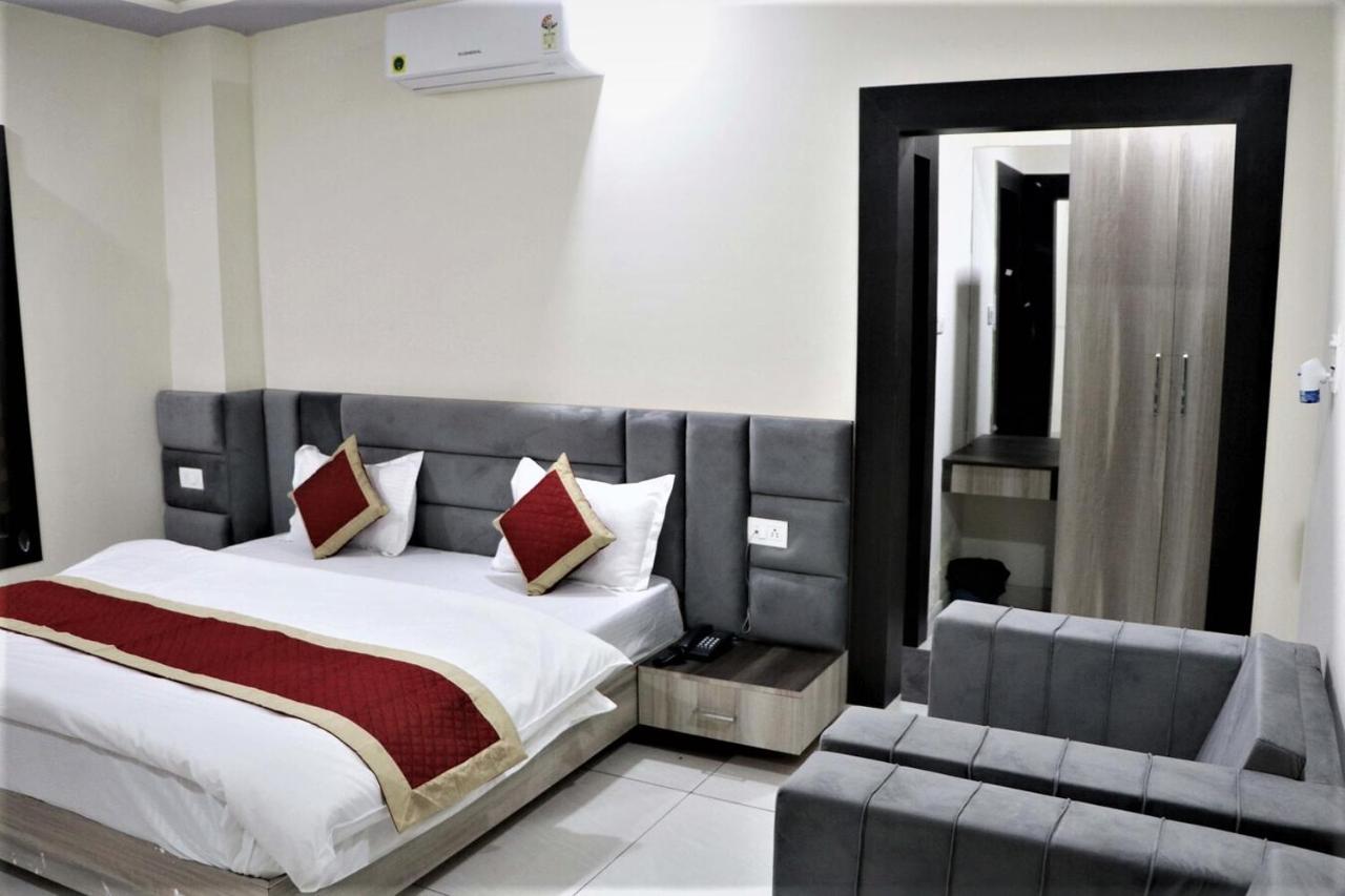 Hotel Blue Pine Haridwār المظهر الخارجي الصورة