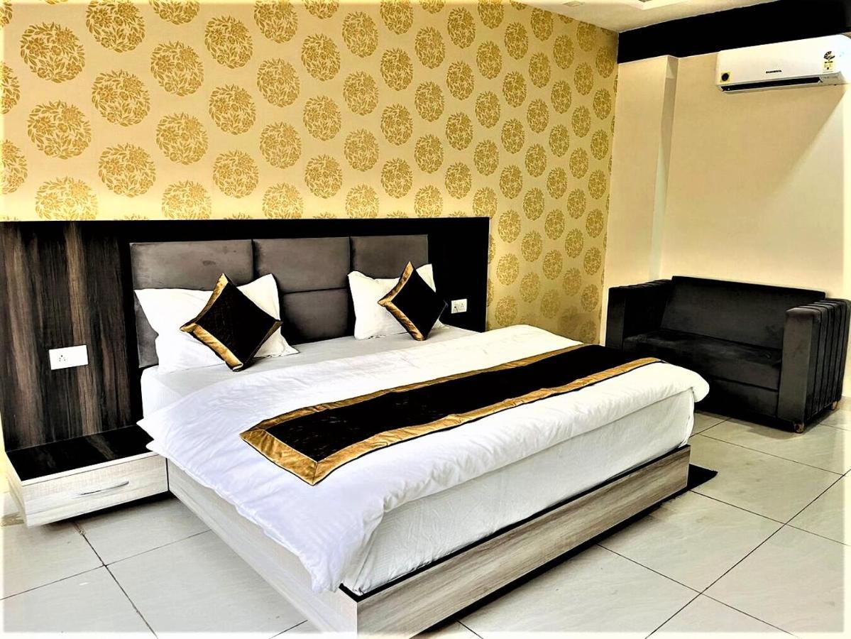 Hotel Blue Pine Haridwār المظهر الخارجي الصورة