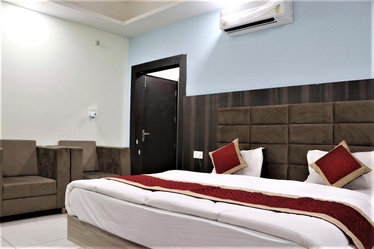 Hotel Blue Pine Haridwār المظهر الخارجي الصورة