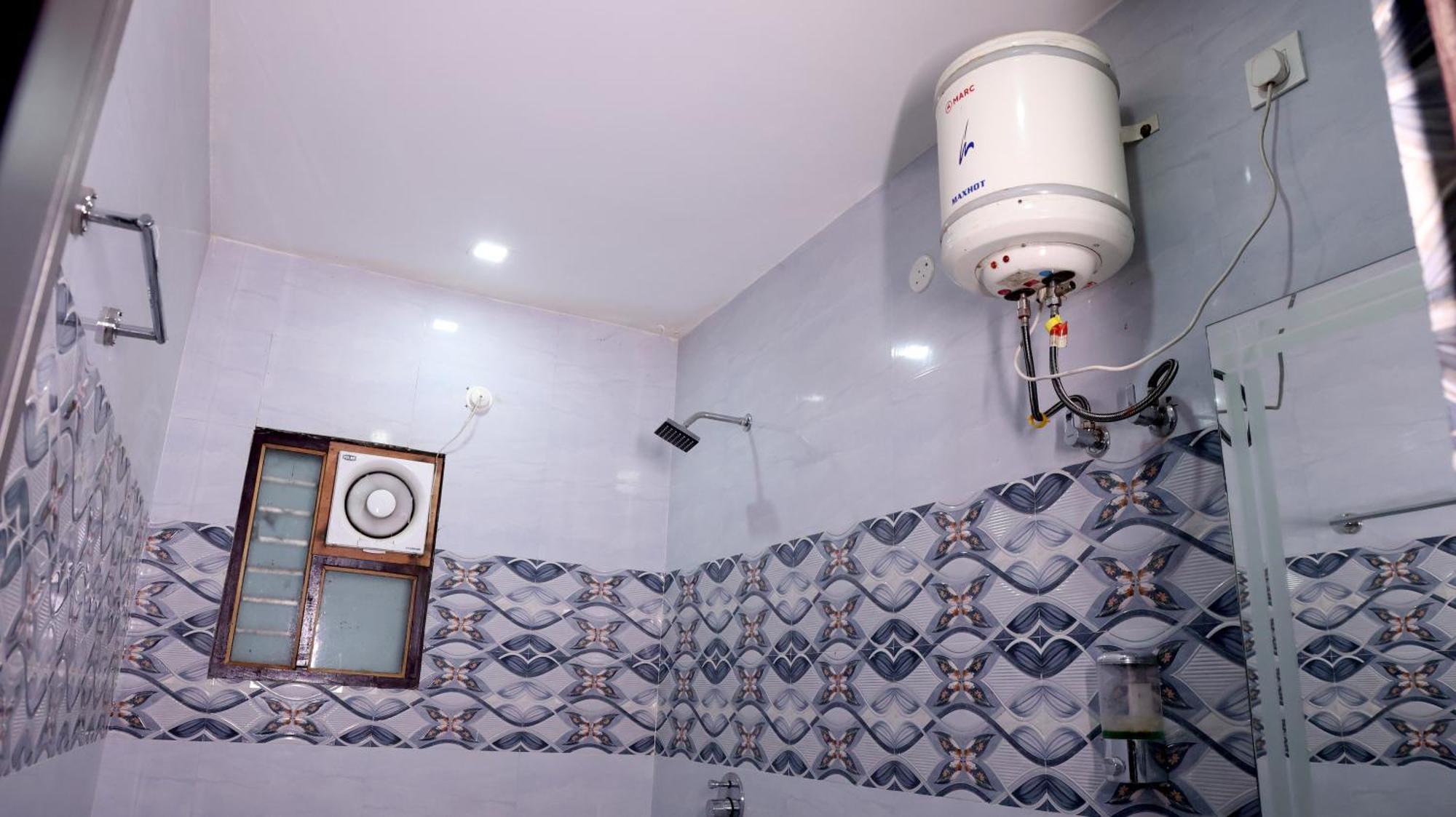 Hotel Blue Pine Haridwār المظهر الخارجي الصورة