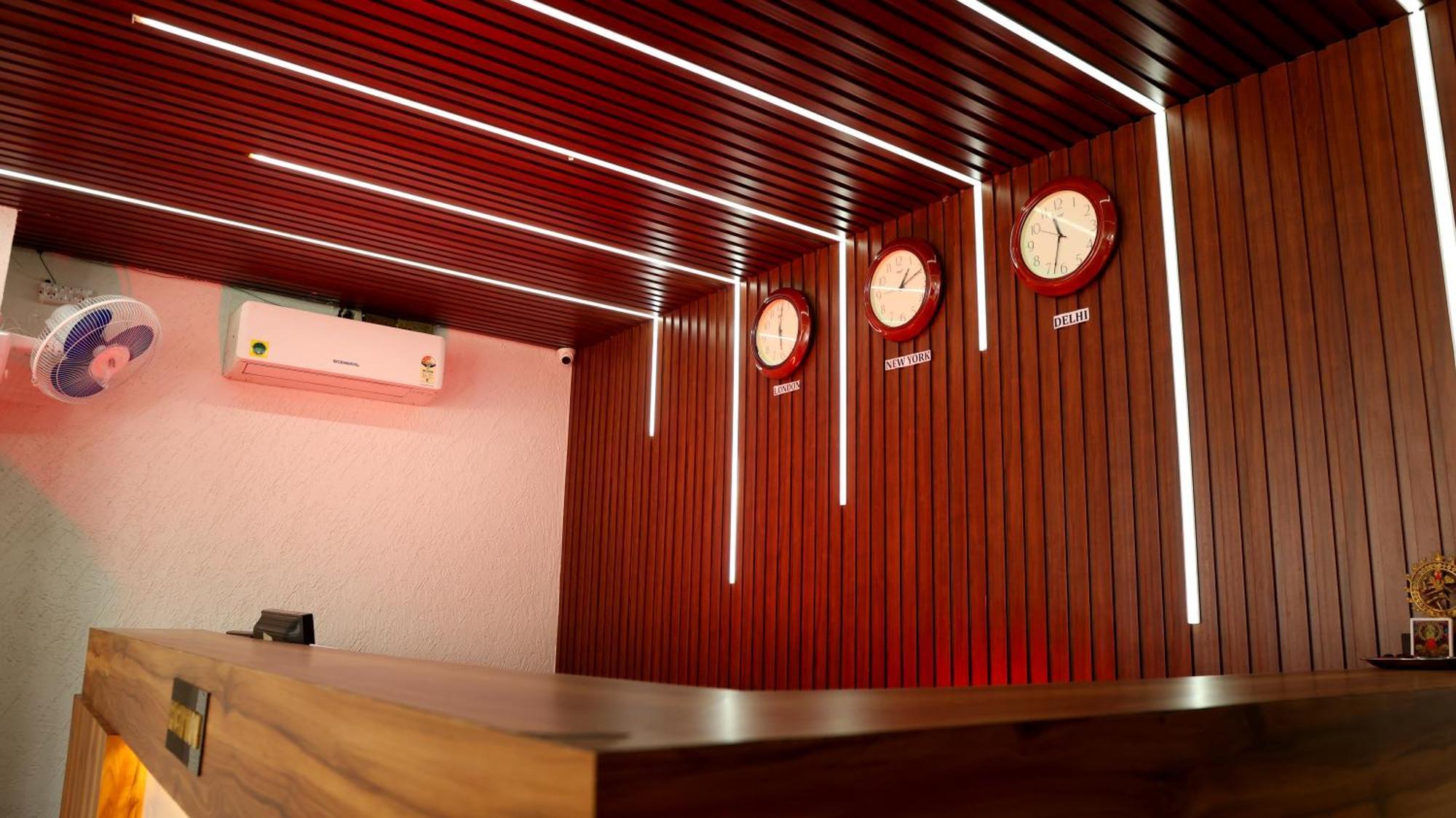 Hotel Blue Pine Haridwār المظهر الخارجي الصورة