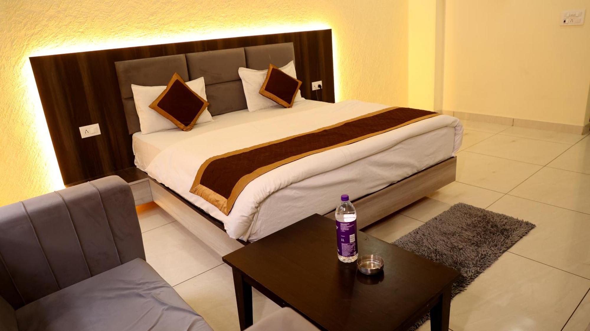 Hotel Blue Pine Haridwār المظهر الخارجي الصورة