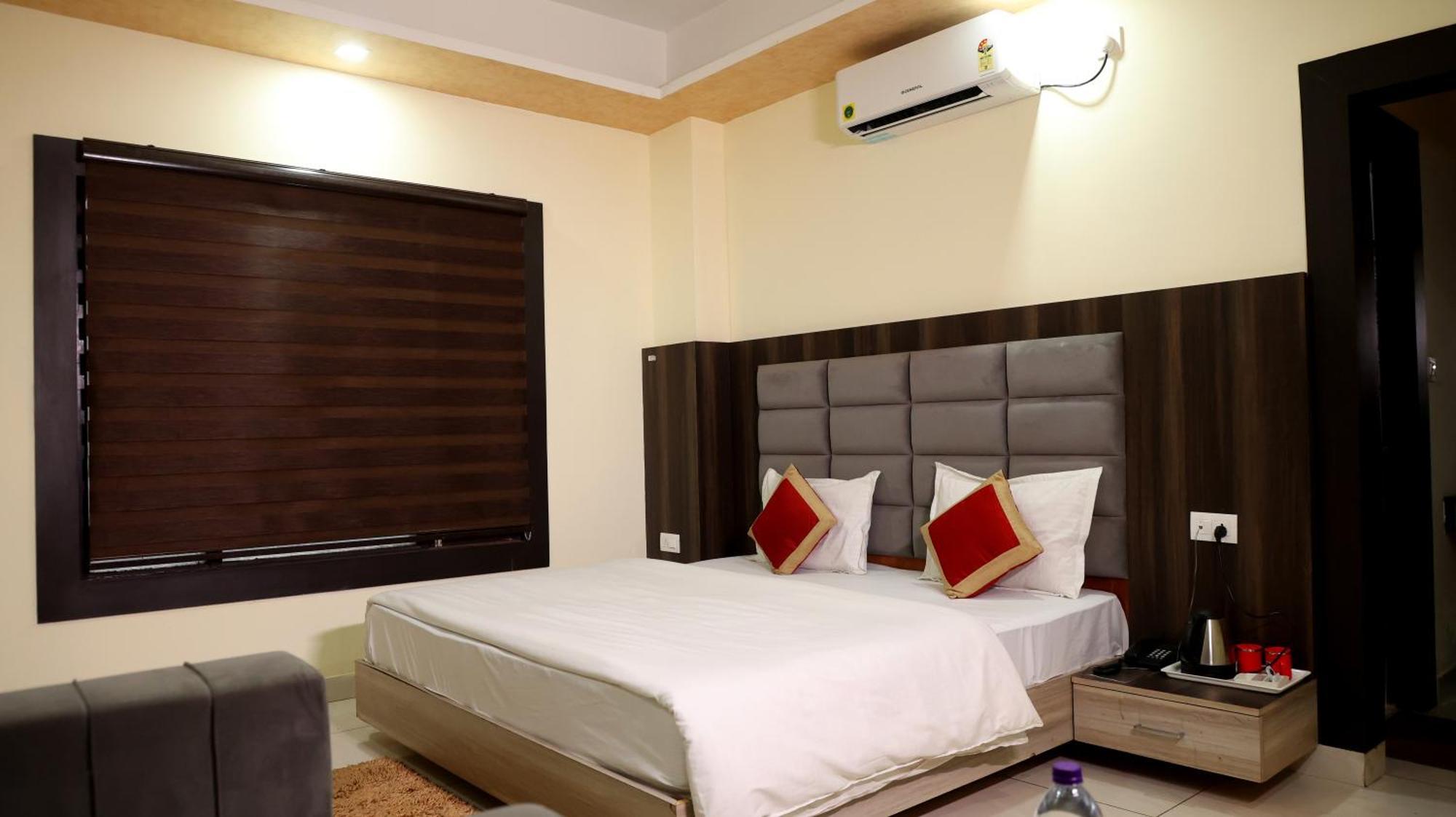 Hotel Blue Pine Haridwār المظهر الخارجي الصورة
