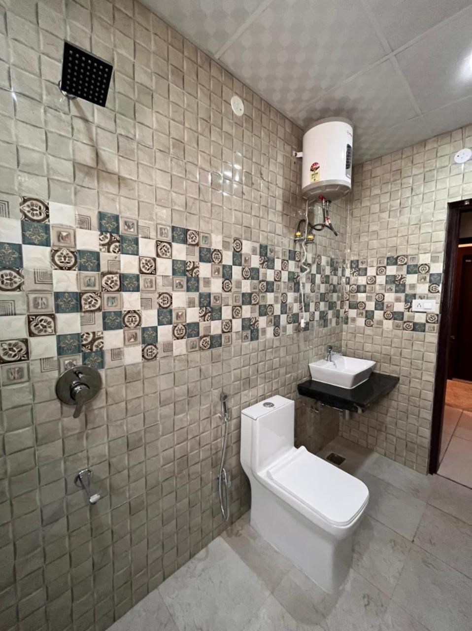 Hotel Blue Pine Haridwār المظهر الخارجي الصورة