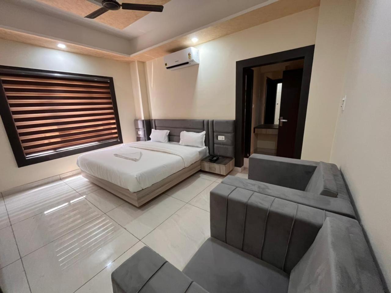 Hotel Blue Pine Haridwār المظهر الخارجي الصورة